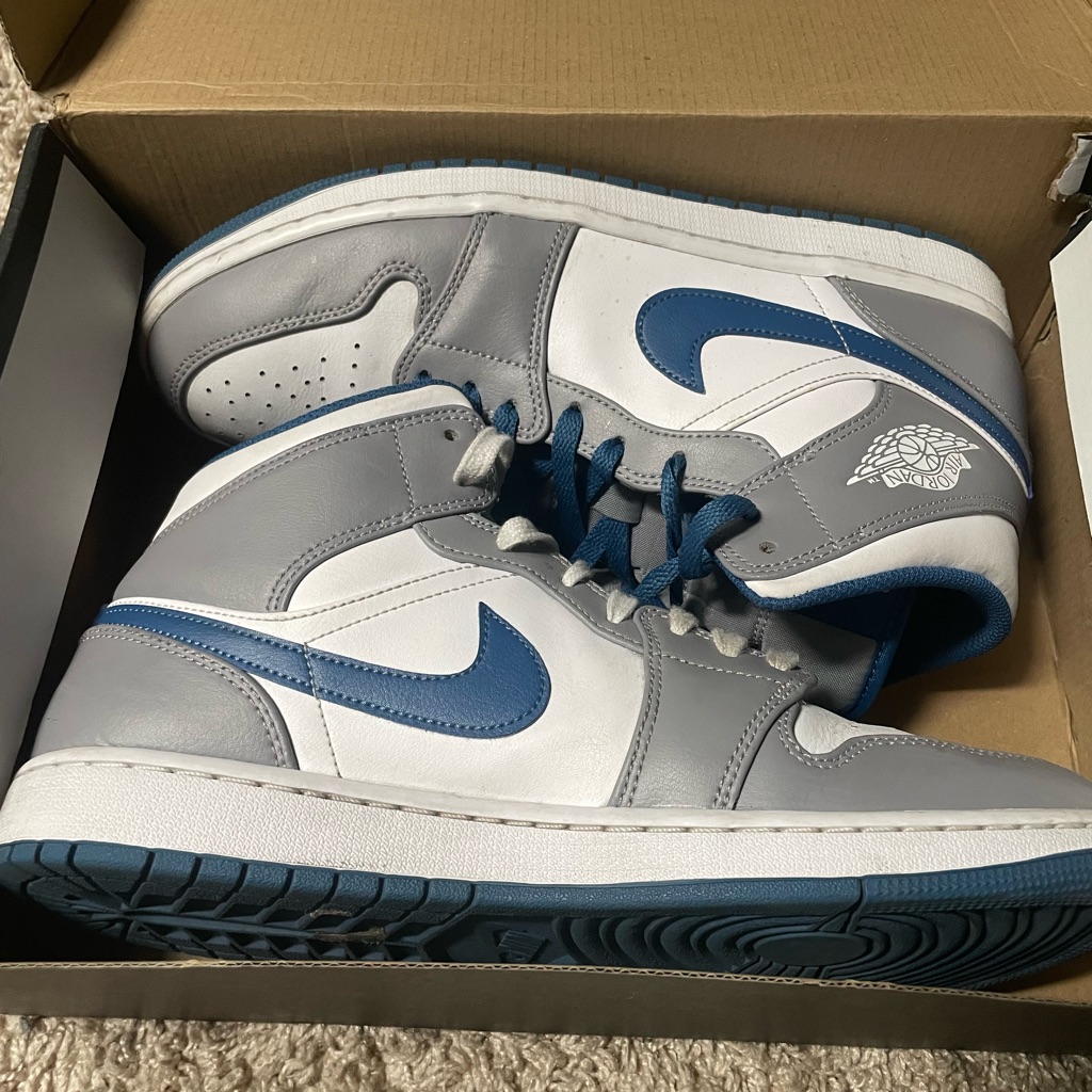 Men's Gray And Blue Sneakers